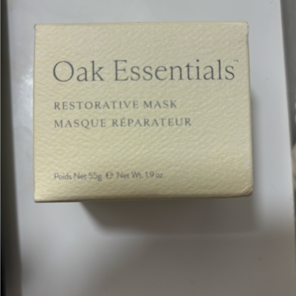 Oak Essentials Restorative Mask - Picture 3 of 5